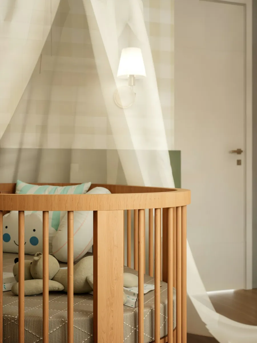 Crib detail